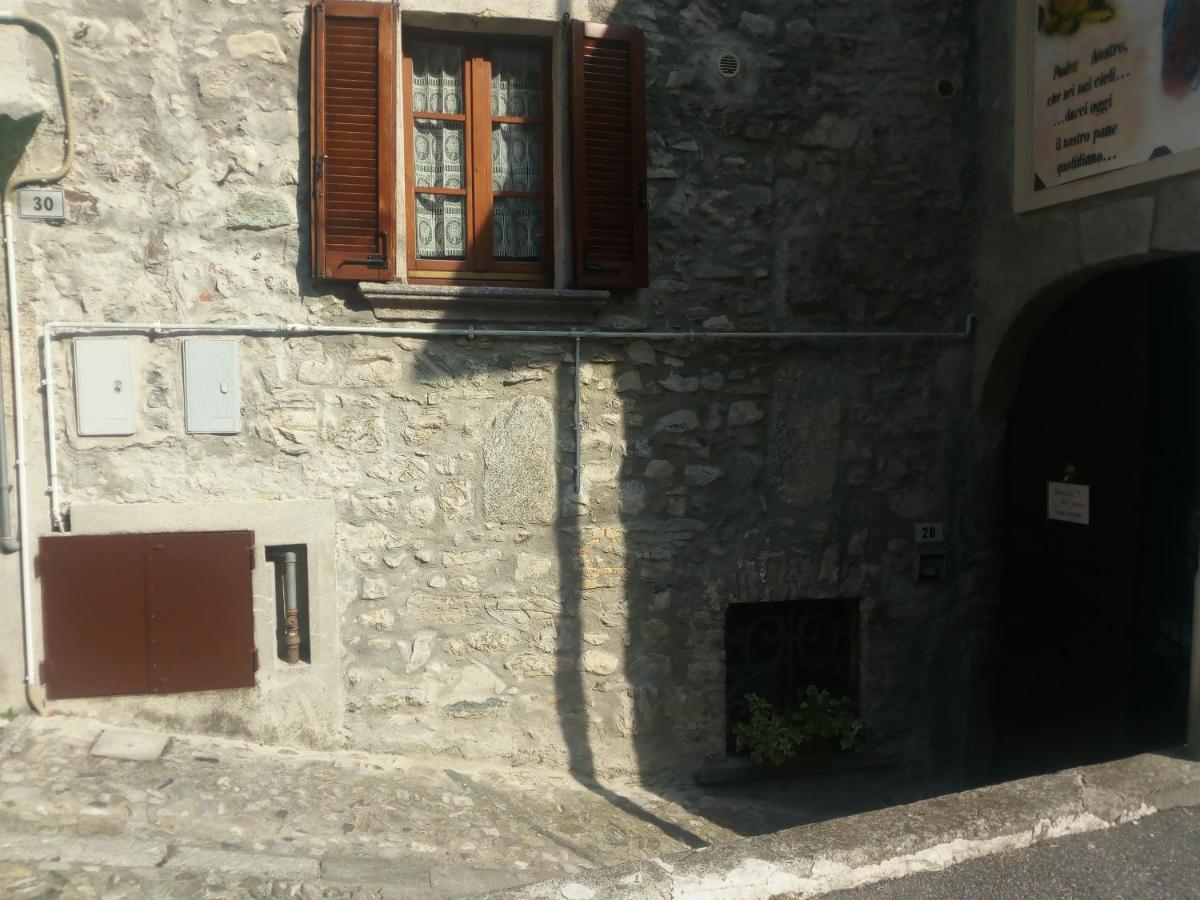 La Corte Del Pane Valbrona Exterior foto