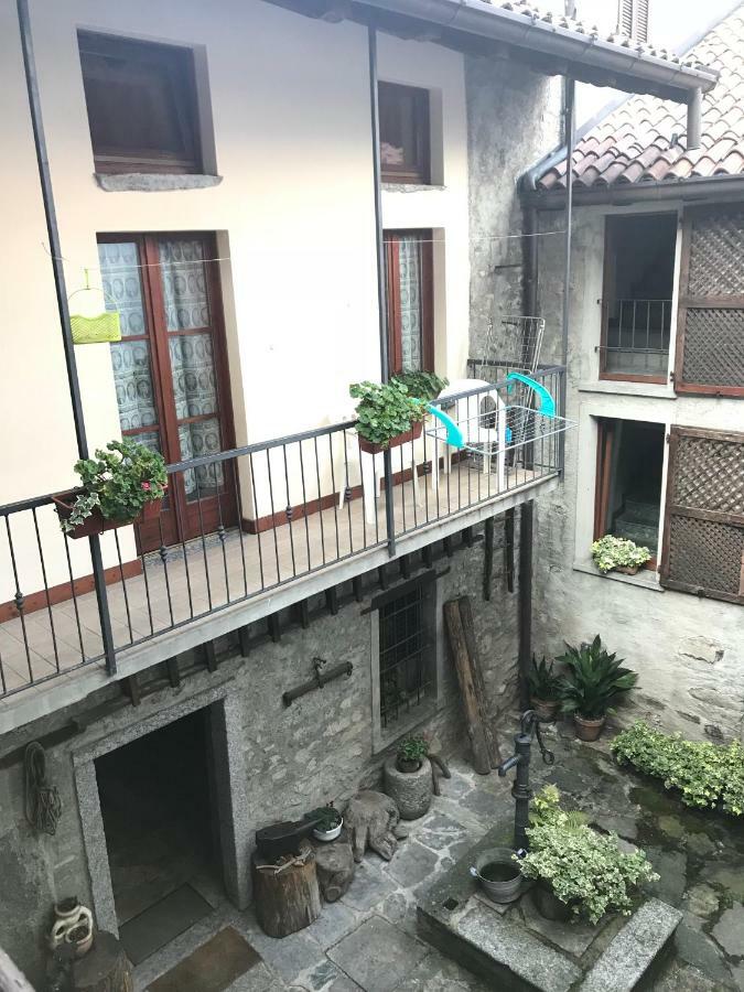 La Corte Del Pane Valbrona Exterior foto